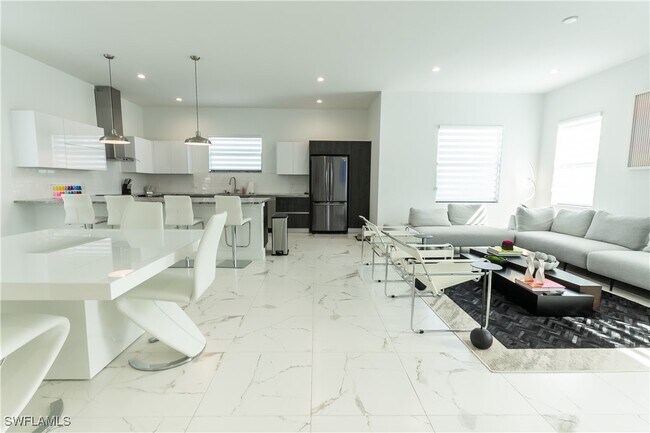 Building Photo - 4064 Full Moon Ct