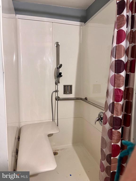 Building Photo - 27 N Hanover St