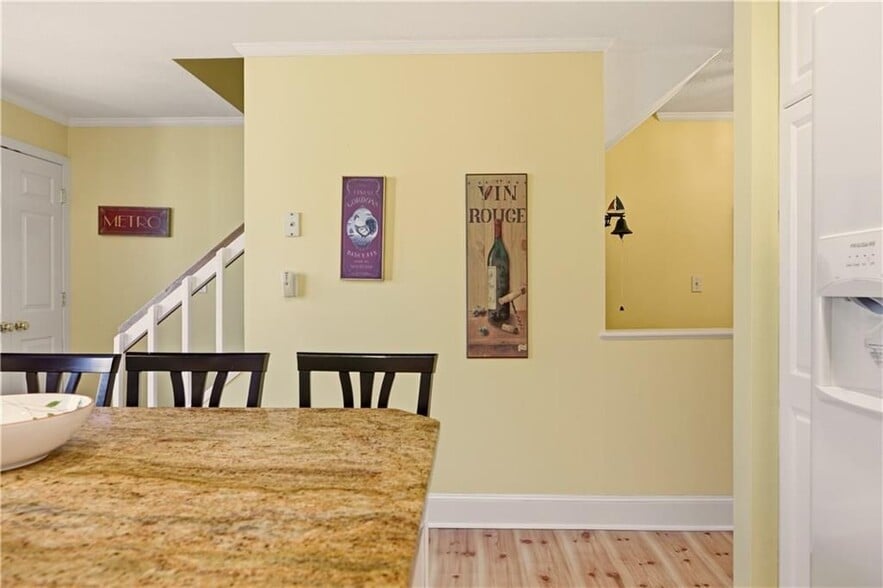 Building Photo - 216 Goddard Row