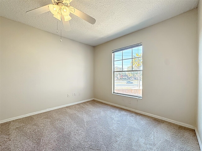 Building Photo - 5560 Metrowest Blvd