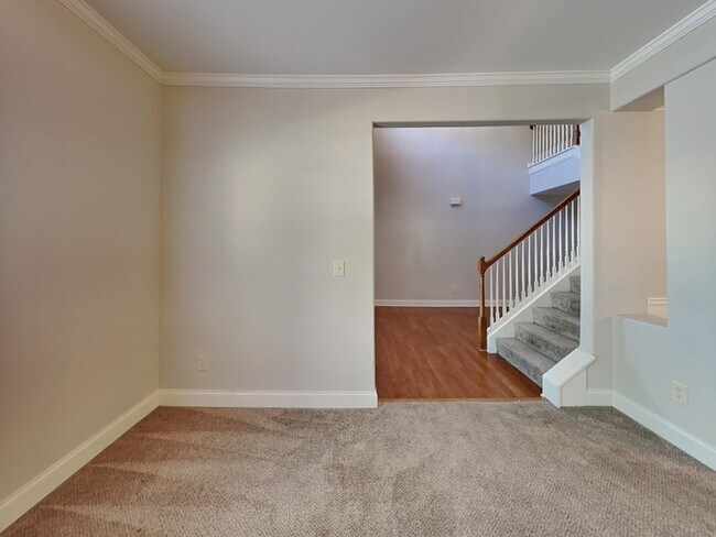 Building Photo - 1342 Thomas Daniel Way