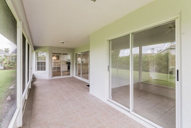 Building Photo - "Charming 3-Bed, 2-Bath Home in Hudson, FL...