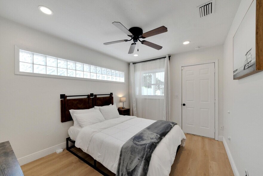 Building Photo - 2529 N Habana Pl