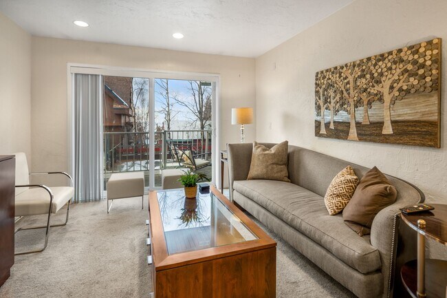 Building Photo - Downtown Anchorage One Bedroom One Bath (203)