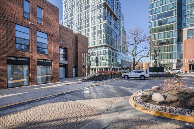 Building Photo - 100 Forest Ave