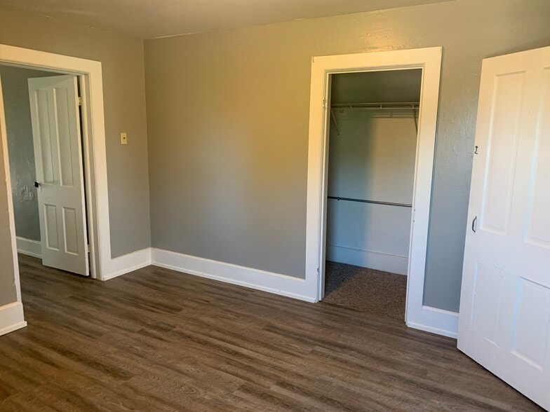 Bedroom #2 with walk in closet - 1201 Steele St