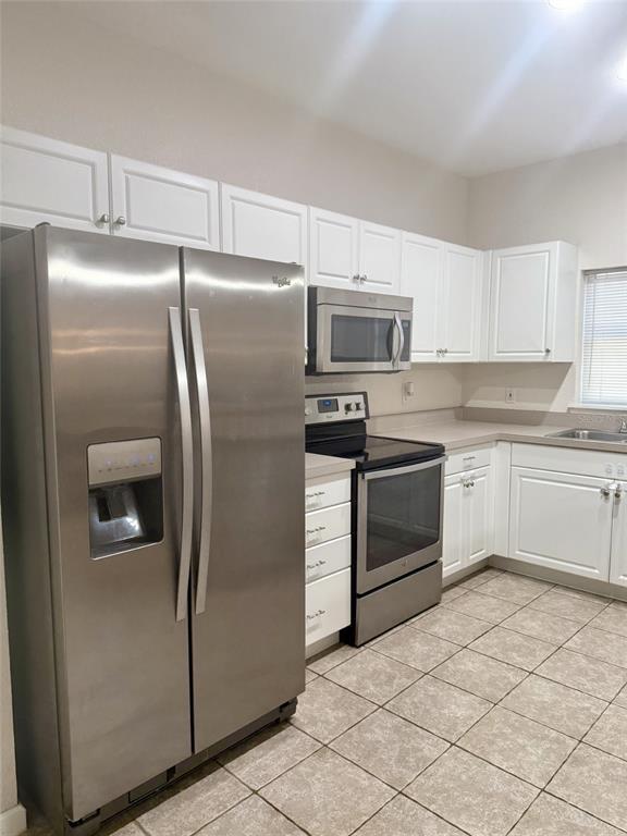 Building Photo - 16322 Parkstone Palms Ct