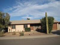 Building Photo - Tempe 3Bed, 2Bath Single Story Home