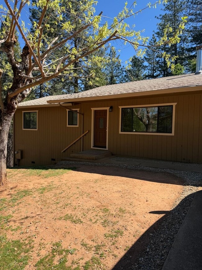 Building Photo - Pioneer Home