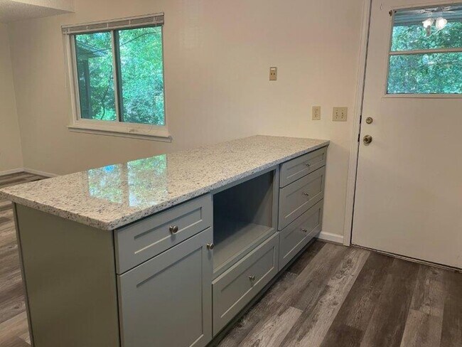 Building Photo - 2519 Hawksbury Ln