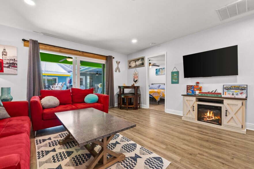 Building Photo - 1019 SE 40th St