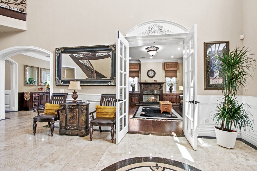 Building Photo - 1117 Encanto Dr