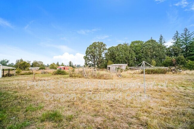 Building Photo - 32125 SE Hinman Ave