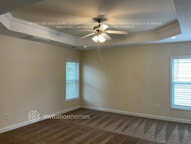 Building Photo - 600 Hadlow St