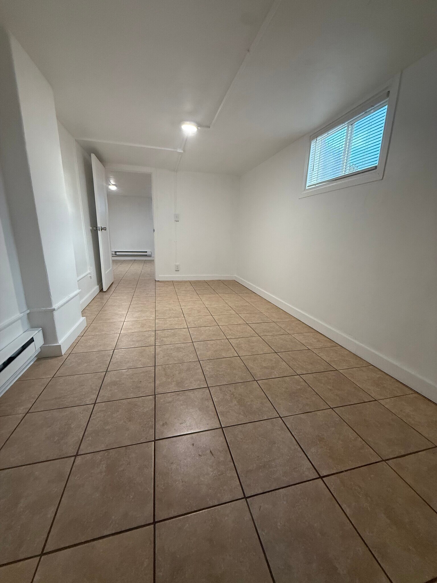 Building Photo - 311 N Broadway St