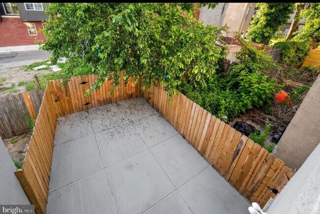 Building Photo - 2104 N 8th St