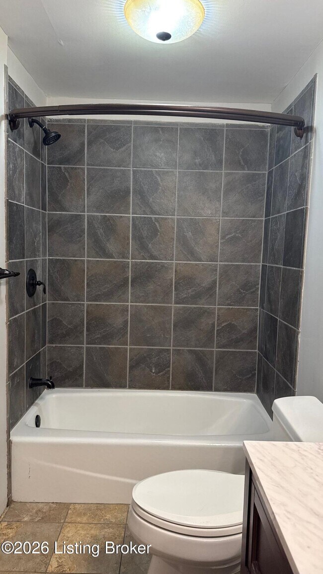 Building Photo - 113 Southview Terrace