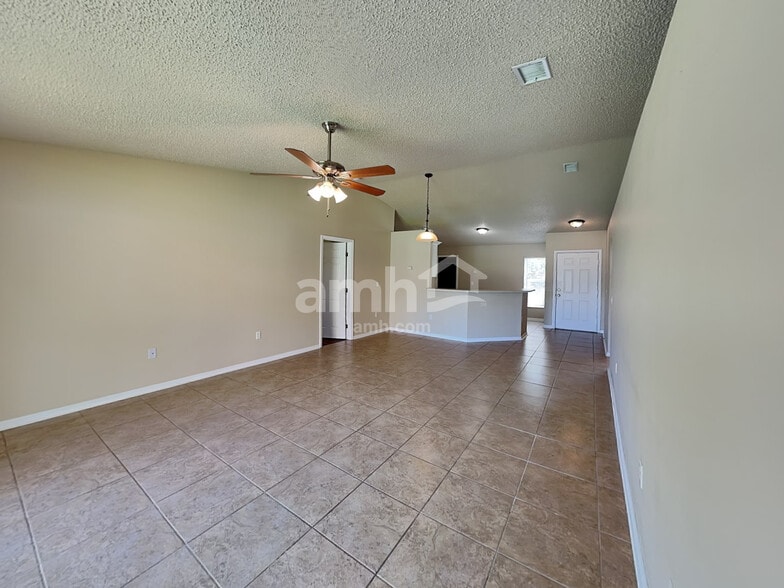 Building Photo - 224 Sawyerwood Pl