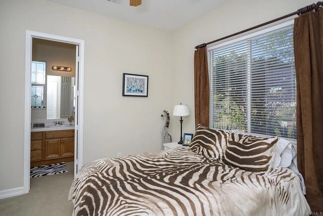 Building Photo - !!! RESORT-STYLE LIVING IN VALLEY VIEW EST...