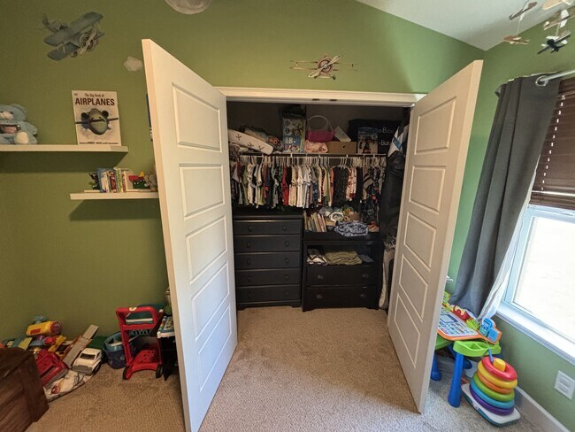 Building Photo - 9835 Olivia St