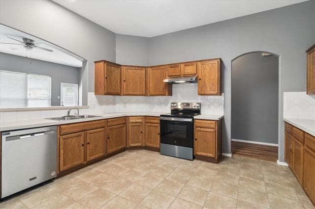 Building Photo - 2657 Red Spruce Dr