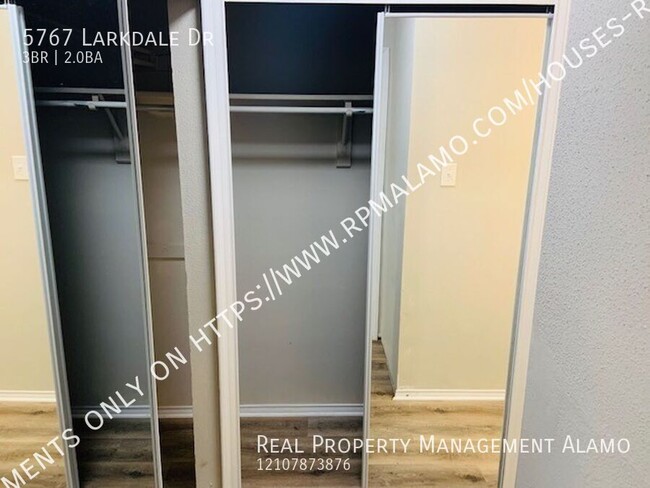 Building Photo - 5767 Larkdale Dr