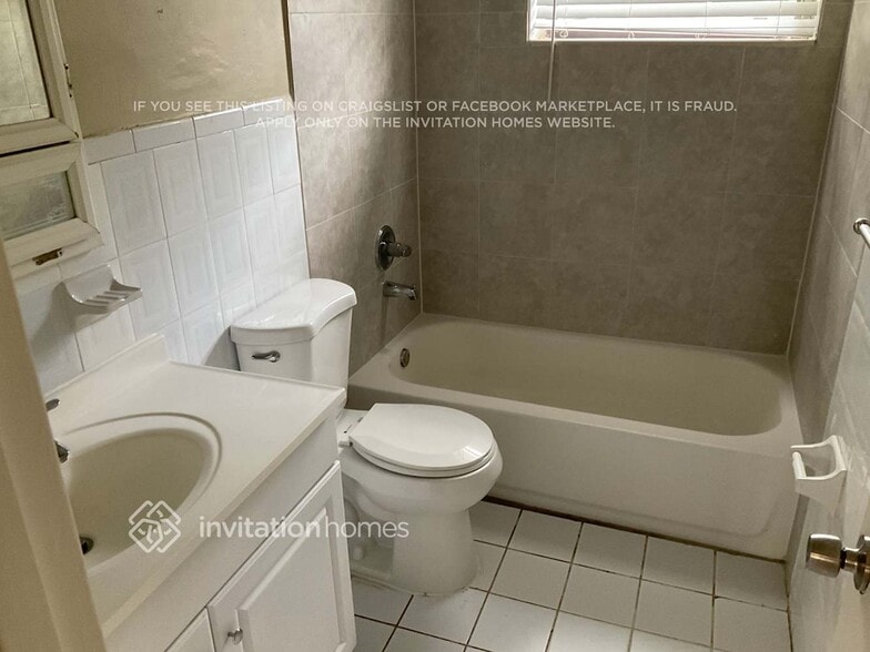 Building Photo - 3051 NW 186th Terrace