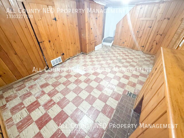 Building Photo - 3521 W 123rd St