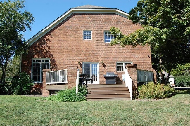 Building Photo - 701 McCalls Mill Rd