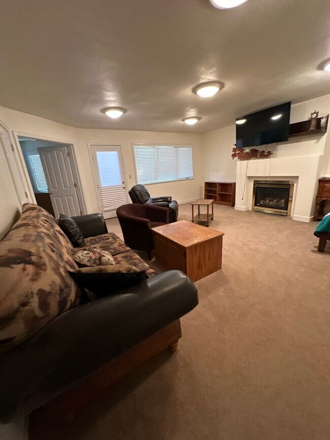 Building Photo - 11138 Merganser Rd