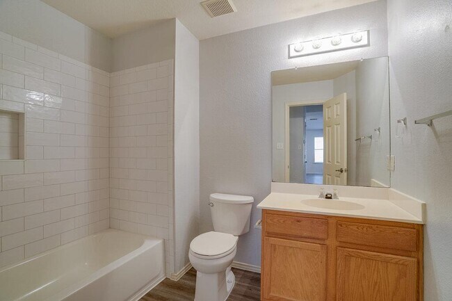 Building Photo - 3310 Zinfandel Ln