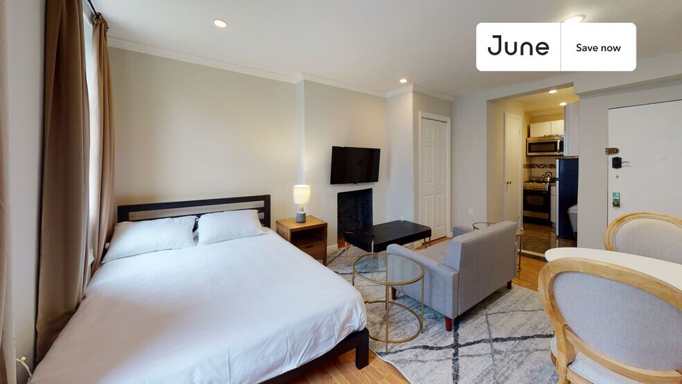 Building Photo - 534 E 14th St