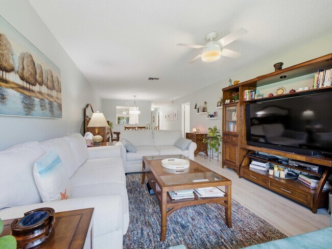 Building Photo - 5800 Princess Palm Ct