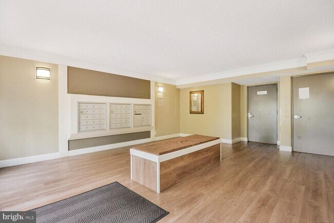 Building Photo - 7661 Provincial Dr