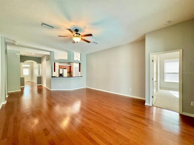 Building Photo - 18205 Fall Creek Dr