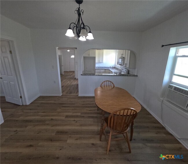 Building Photo - 7296 FM 234