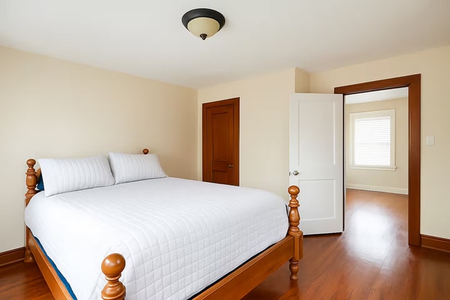 Building Photo - 1914 S Heights Ave