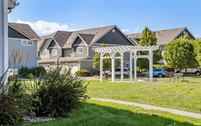 Building Photo - 3331 Apple Blossom Ln