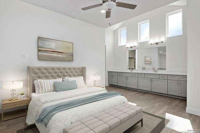 Building Photo - 155 N Rip Ford Rd