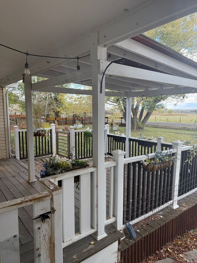 Building Photo - 28236 Co Rd H