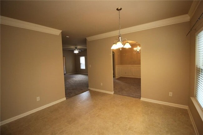Building Photo - 1317 Castleberry Dr