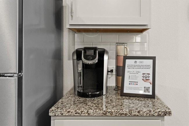 Building Photo - 117 Mackinac Ln