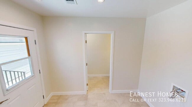 Building Photo - 8228 Laurelgrove Ave