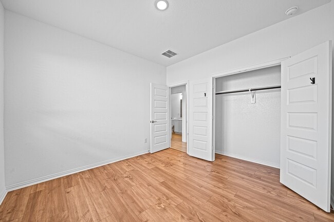 Building Photo - 2092 Terra Rose Dr