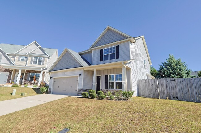 Building Photo - 1628 Mount Rainer Dr