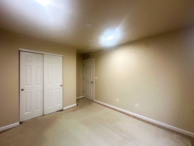 Building Photo - The price can't be beat!