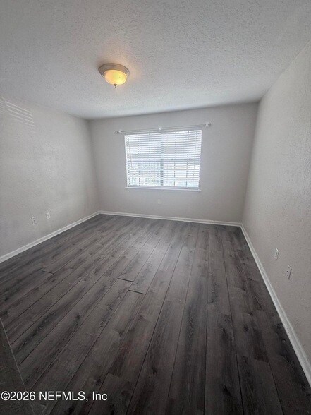 Building Photo - 425 Timberwalk Ct