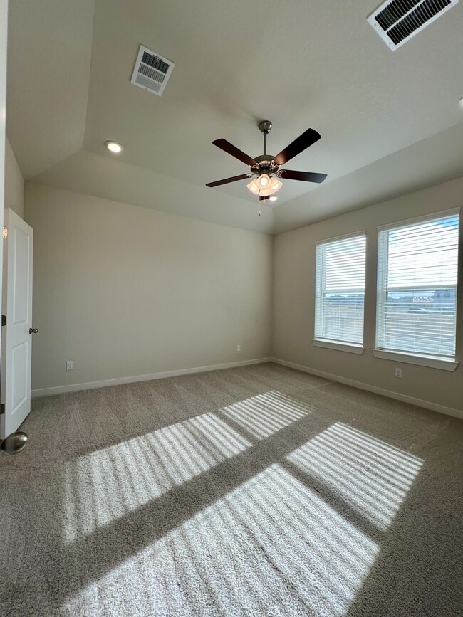 Building Photo - 14426 Daphne Bnd