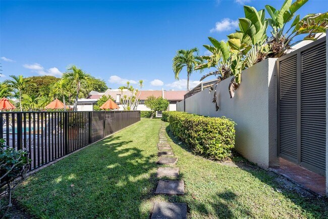 Building Photo - 8708 SW 79th Pl