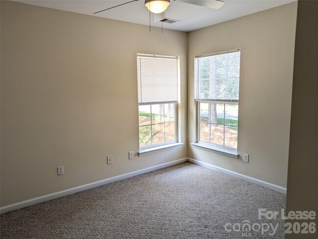 Building Photo - 106 Autry Ave